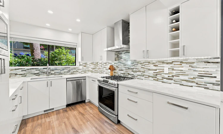 1079 Lillooet Road