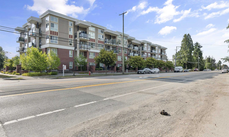409-10688 140 Street