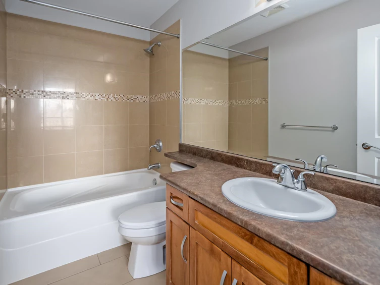 303-3192 Gladwin Road, Abbotsford, BC, V2T 6M9 - 23