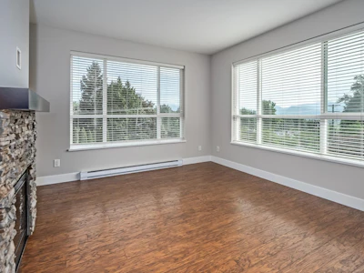 303-3192 Gladwin Road - 4