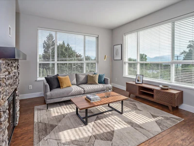 303-3192 Gladwin Road - 5