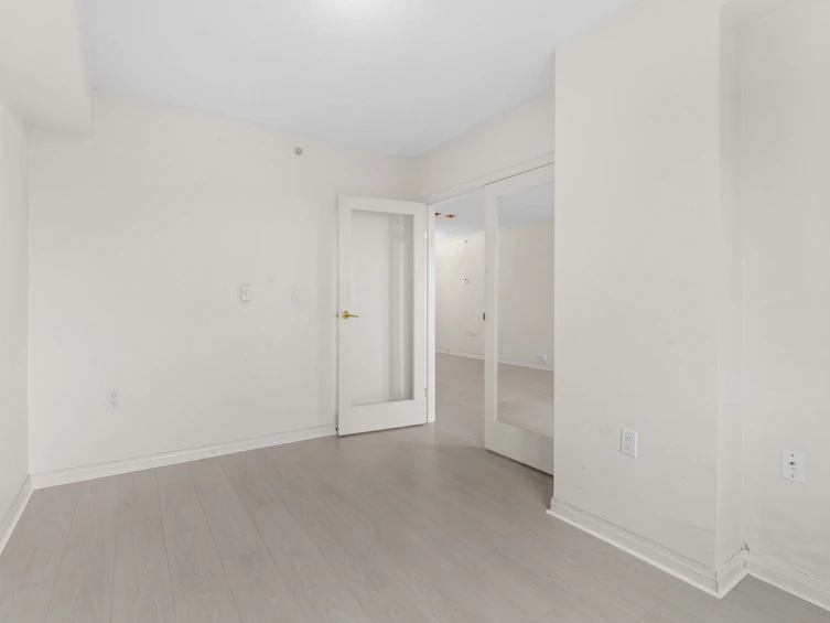 1605-6611 Cooney Road, Richmond, BC, V6Y 4C5 - 11