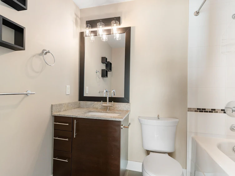 302-14200 Riverport Way, Richmond, BC, V6W 1M4 - 17