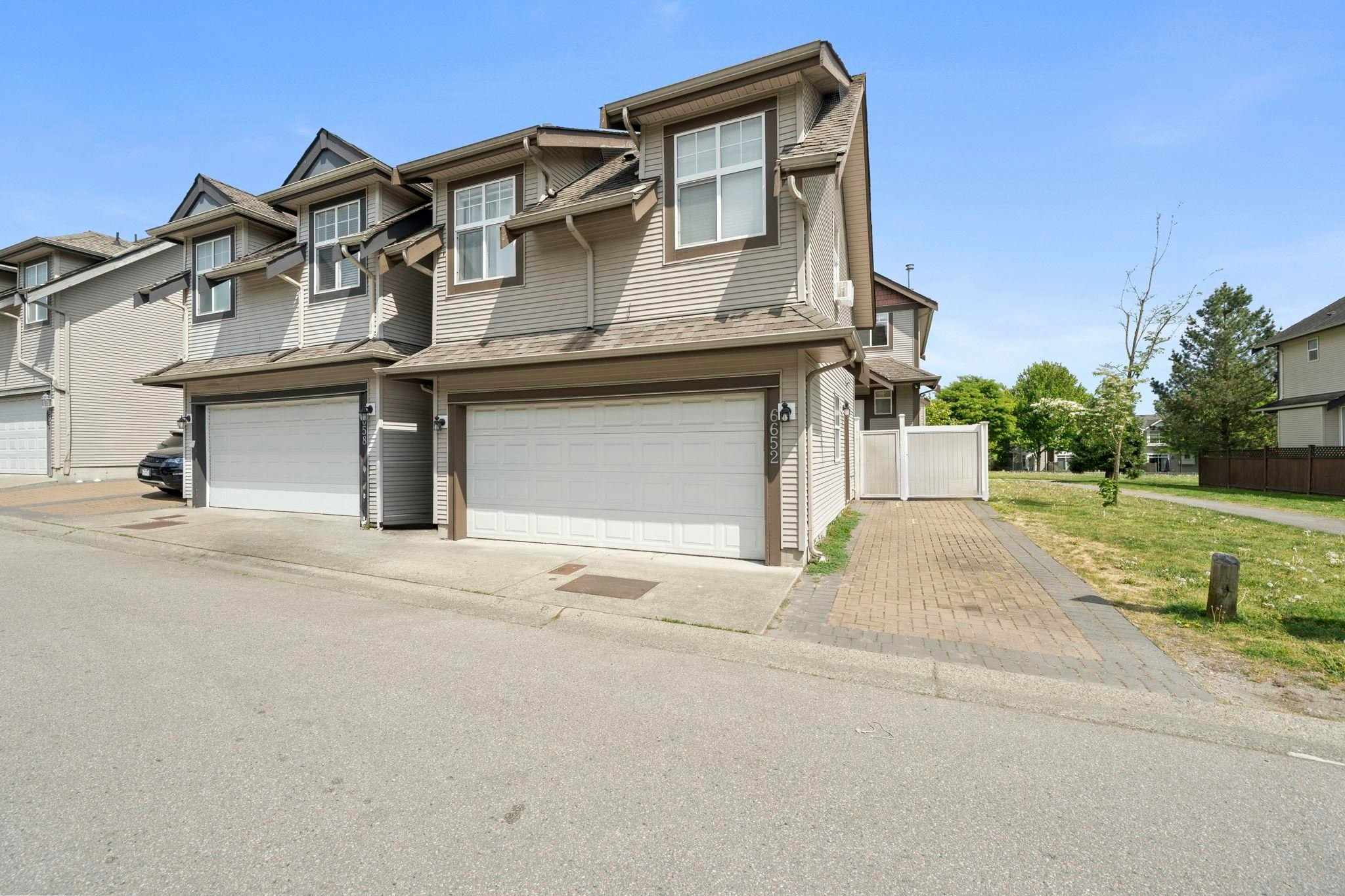 6652 195 Street, Surrey, BC, V4N 0C3 - 31