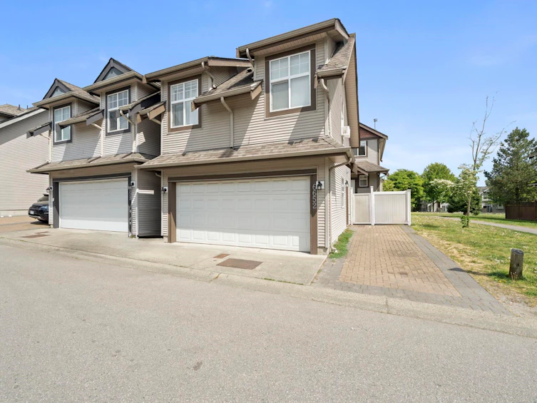 6652 195 Street, Surrey, BC, V4N 0C3 - 31