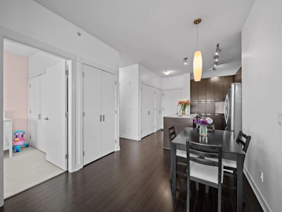 464-6758 188 Street - 5