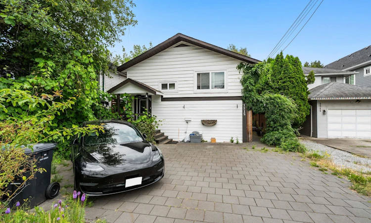 1315 Pitt River Road