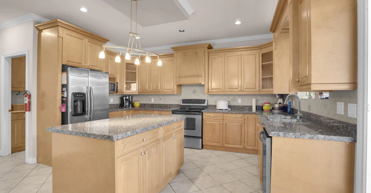 15108 76 A Avenue, Surrey, BC, V3S 5P1 - 8