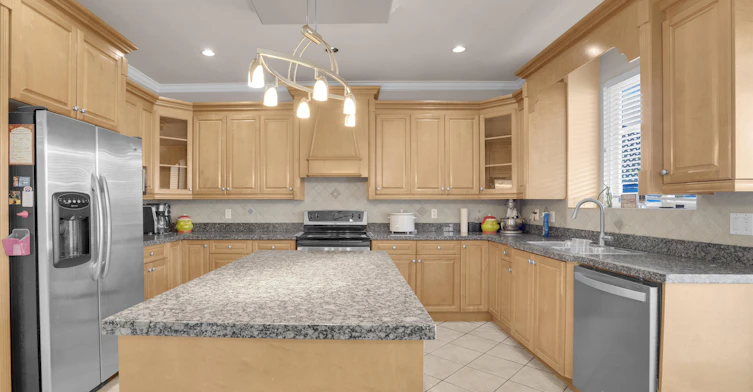 15108 76 A Avenue, Surrey, BC, V3S 5P1 - 9