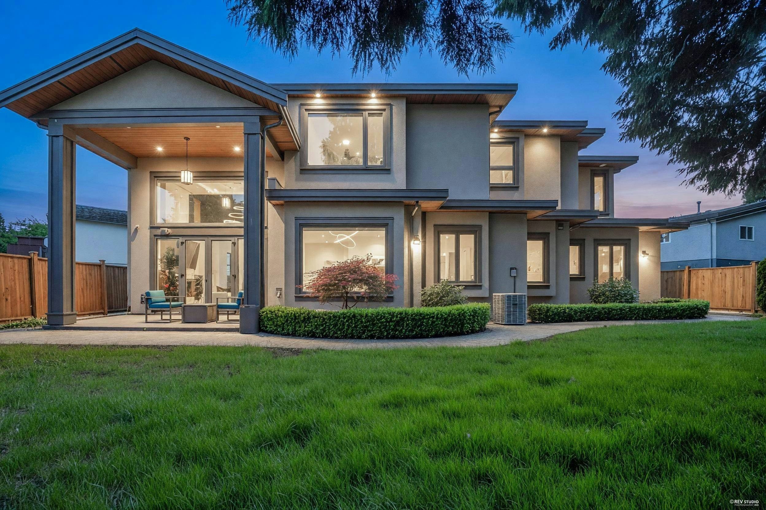 7280 Lombard Road - 2