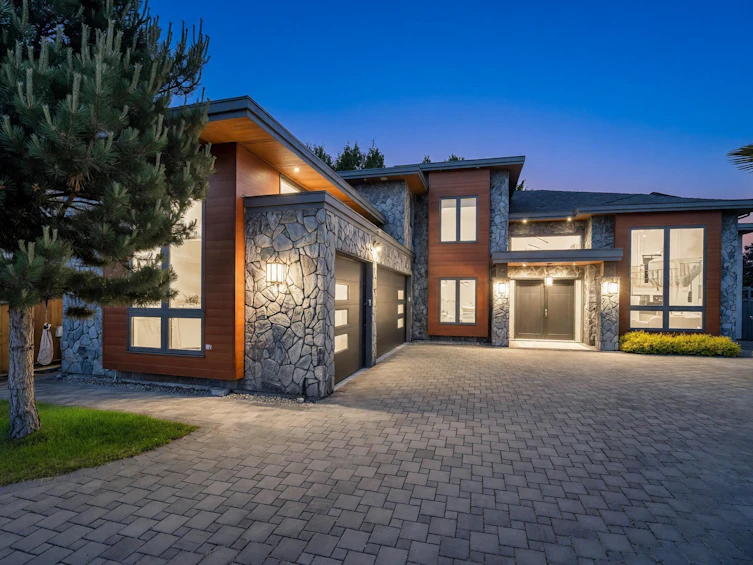 7280 Lombard Road, Richmond, BC, V7C 3N1