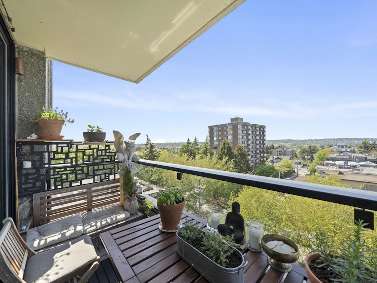 901-2370 W 2nd Avenue, Vancouver, BC, V6K 1J1 - 9