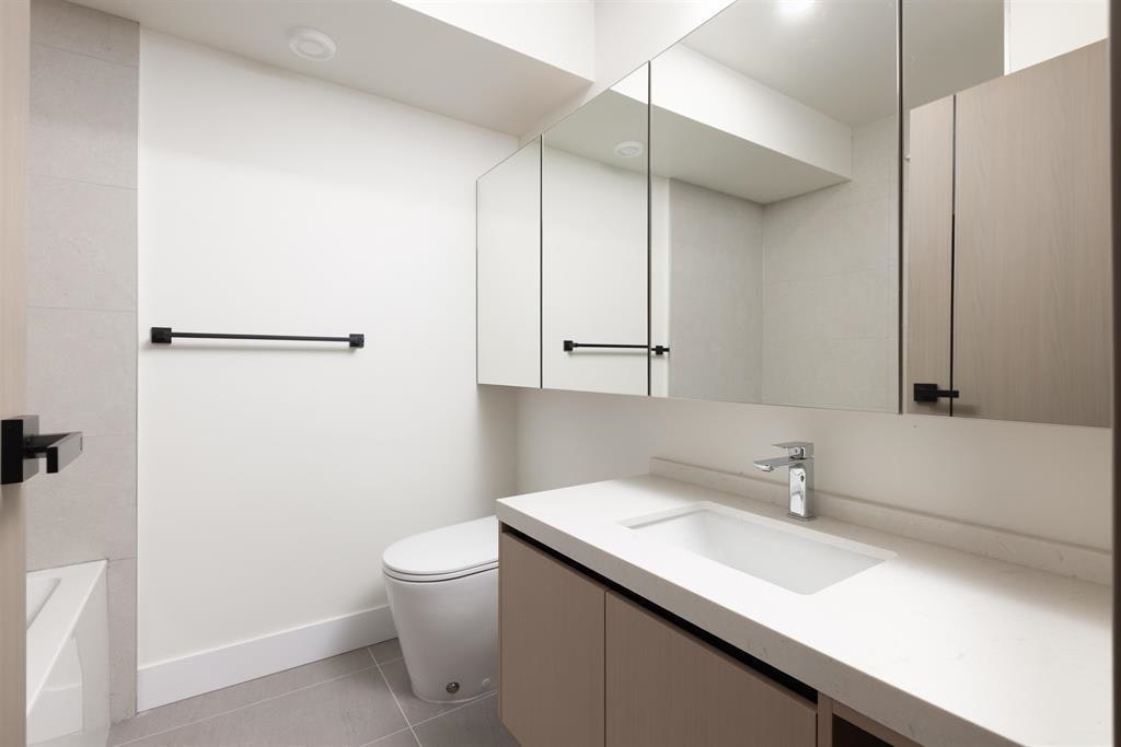 102-914 Rochester Avenue, Coquitlam, BC, V3K 2W6 - 16