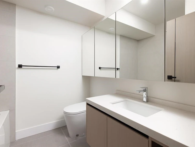102-914 Rochester Avenue, Coquitlam, BC, V3K 2W6 - 16