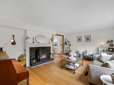 41318 Kingswood Road - 2