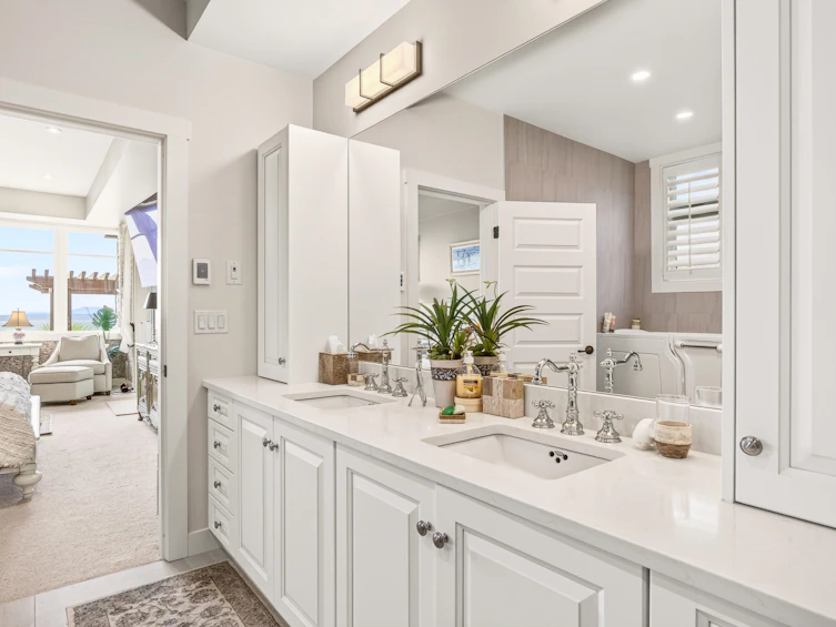 6001 Silverstone Lane, Sechelt, BC, V7Z 0T8 - 30