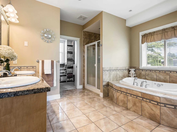 43052 Keith Wilson Road, Chilliwack, BC, V2R 4B4 - 23