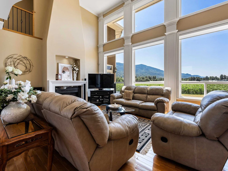 43052 Keith Wilson Road, Chilliwack, BC, V2R 4B4 - 3