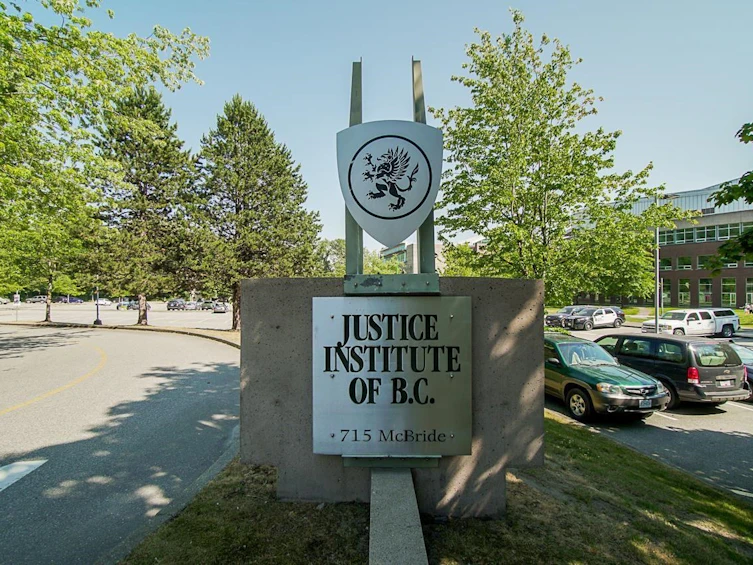 39 Eighth Avenue, New Westminster, BC, V3L 4J4 - 20
