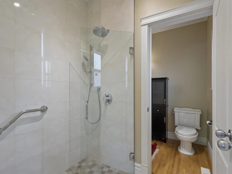 1160 W 57th Avenue, Vancouver, BC, V6P 1S5 - 12