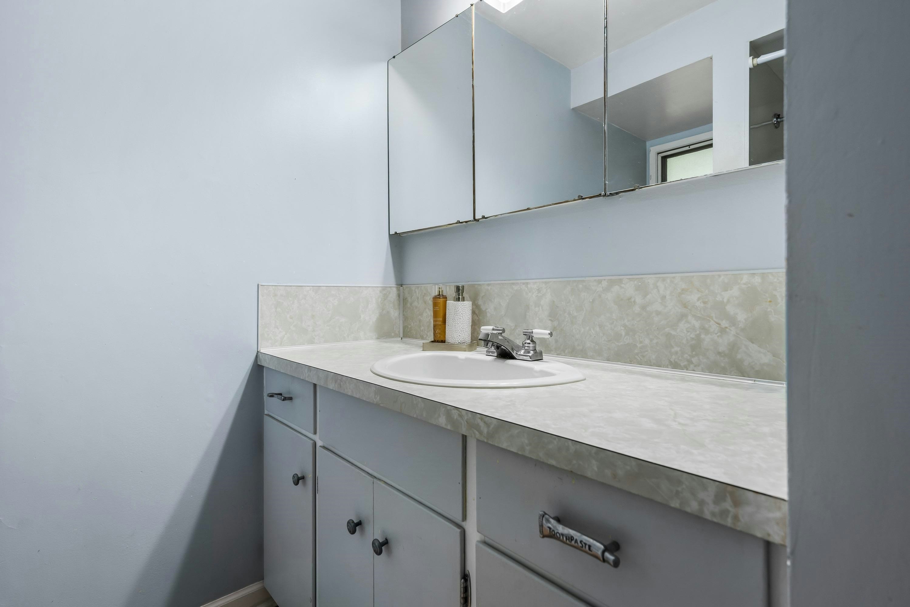 265 First Avenue, Cultus Lake, BC, V2R 4Z4 - 23