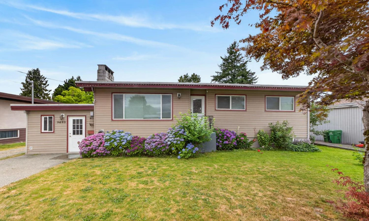 9485 Carleton Street