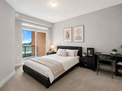 4415-2180 Kelly Avenue - 5