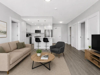 4415-2180 Kelly Avenue - 2