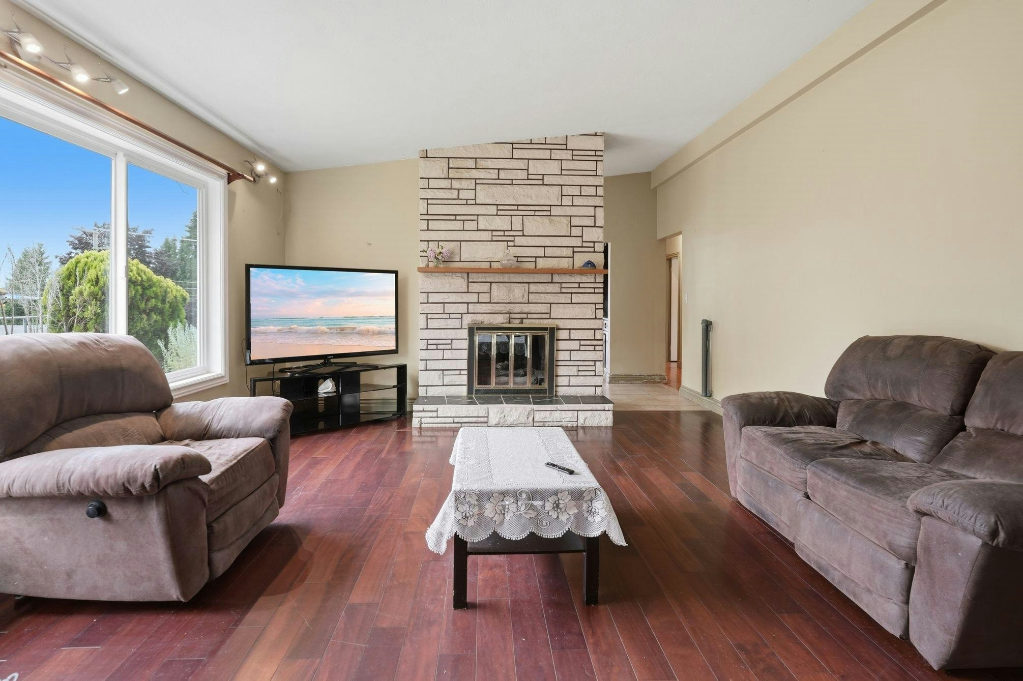 34017 Marshall Road, Abbotsford, BC, V2S 1L8 - 11
