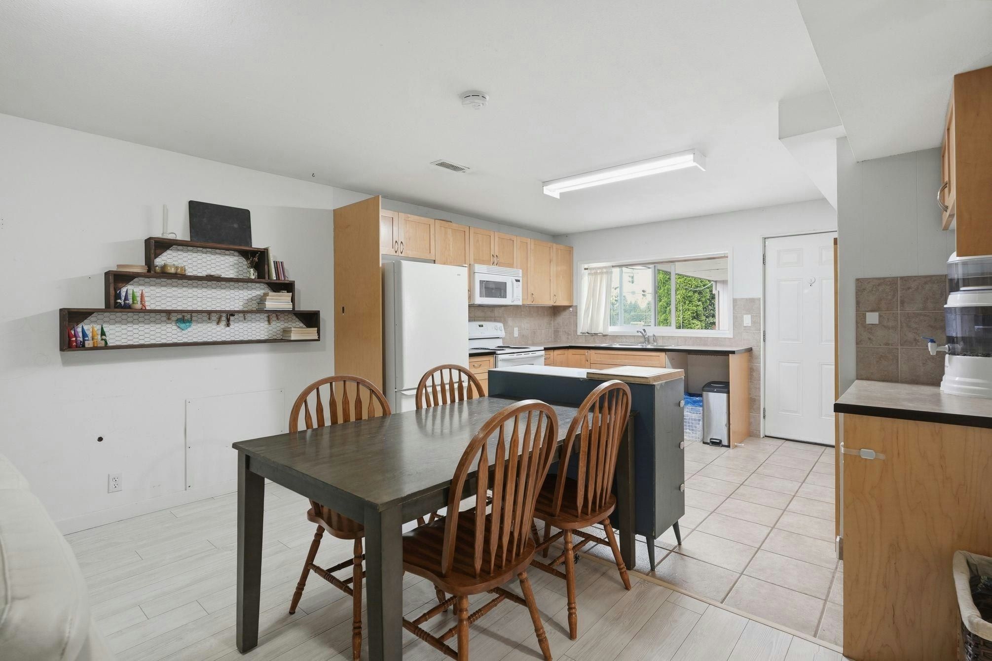 34017 Marshall Road, Abbotsford, BC, V2S 1L8 - 19