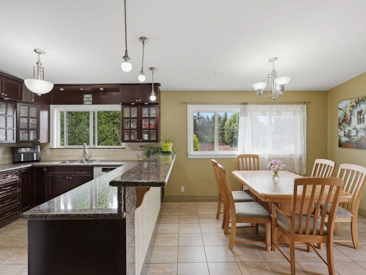 34017 Marshall Road, Abbotsford, BC, V2S 1L8 - 8