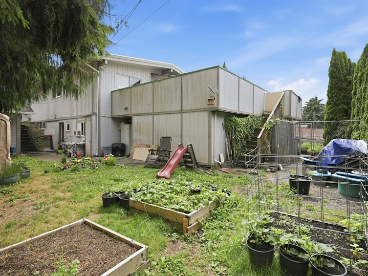 34017 Marshall Road, Abbotsford, BC, V2S 1L8 - 32