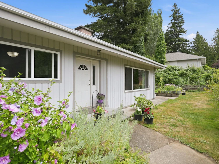 34017 Marshall Road, Abbotsford, BC, V2S 1L8