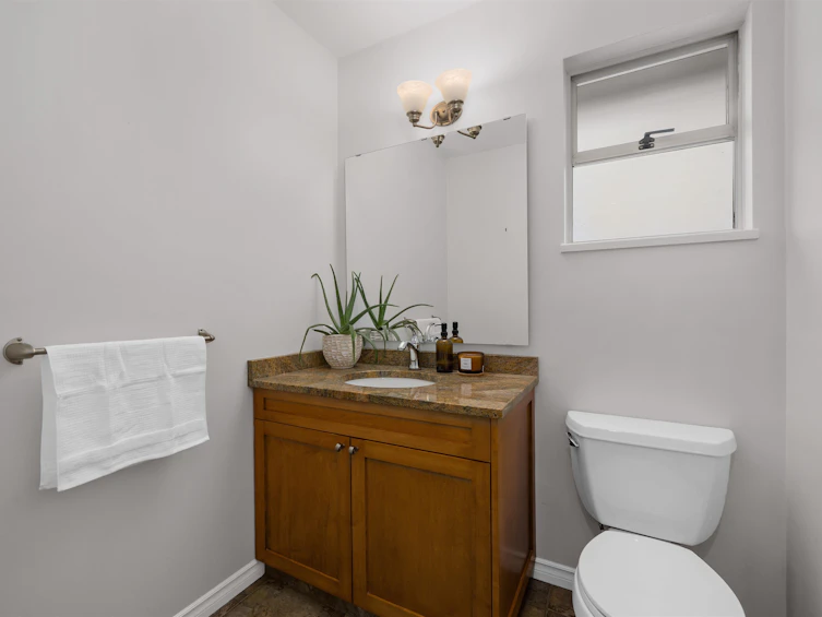 1479 Percy Court, North Vancouver, BC, V7G 2P4 - 26