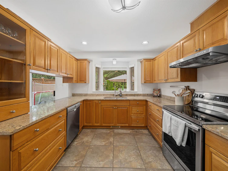 1479 Percy Court, North Vancouver, BC, V7G 2P4 - 7