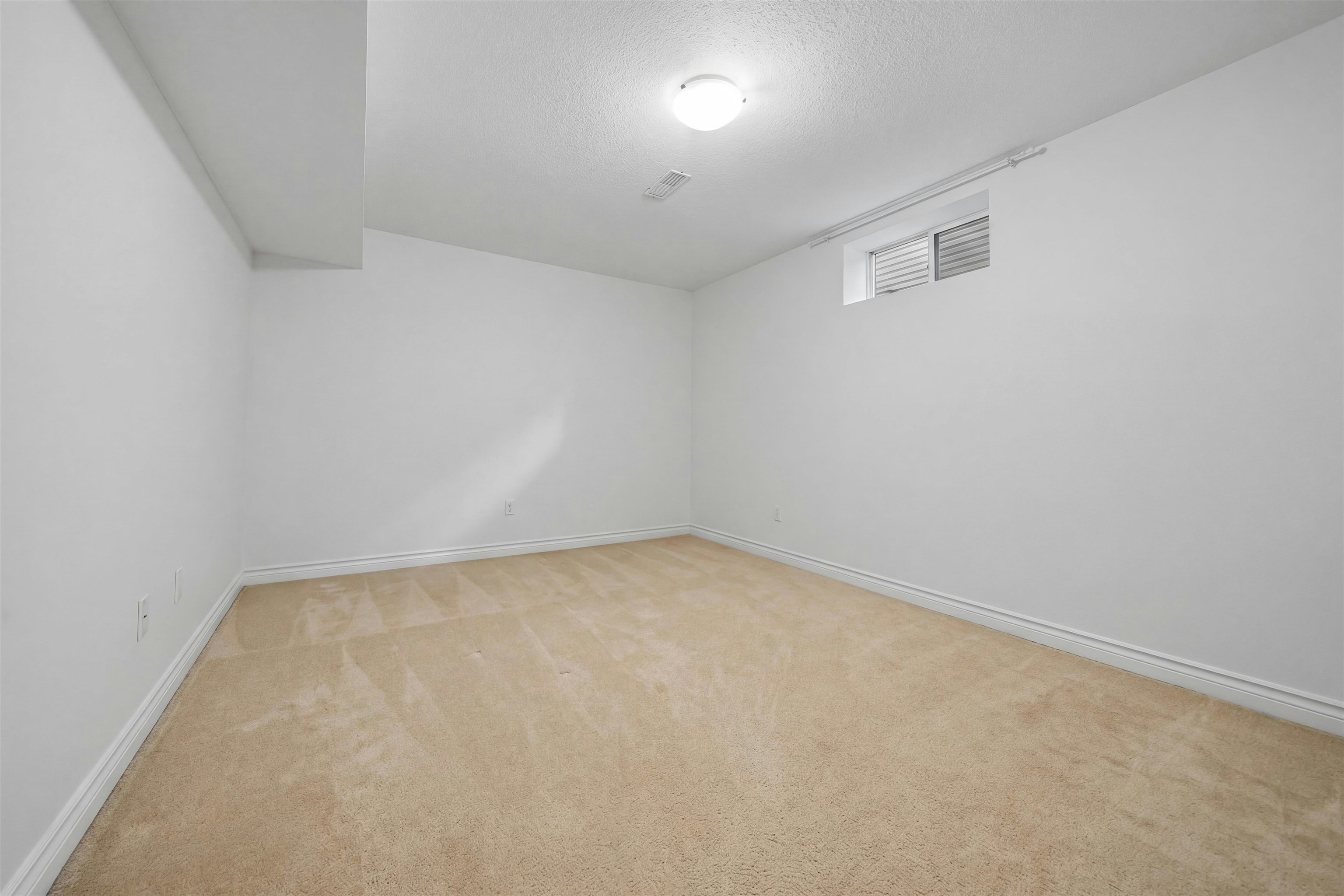 1479 Percy Court, North Vancouver, BC, V7G 2P4 - 16