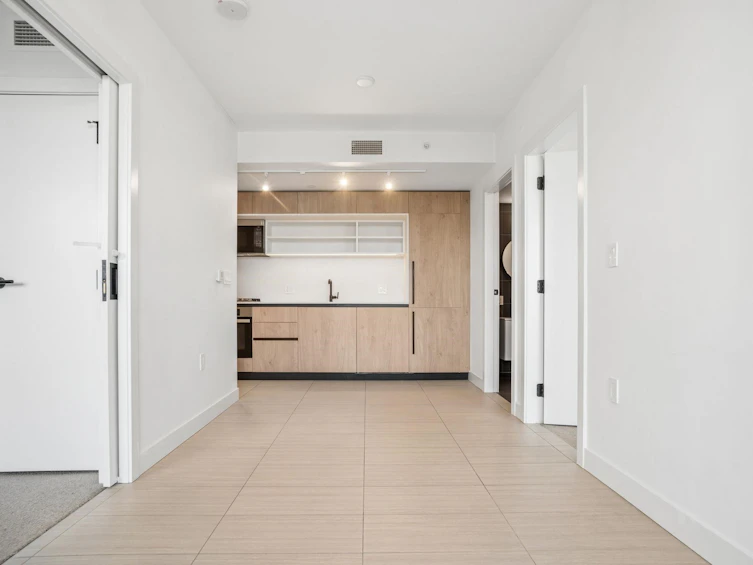 804-5058 Joyce Street, Vancouver, BC, V5R 0J9 - 3