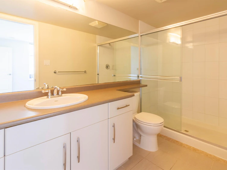 303-9298 University Crescent, Burnaby, BC, V5A 4X8 - 13