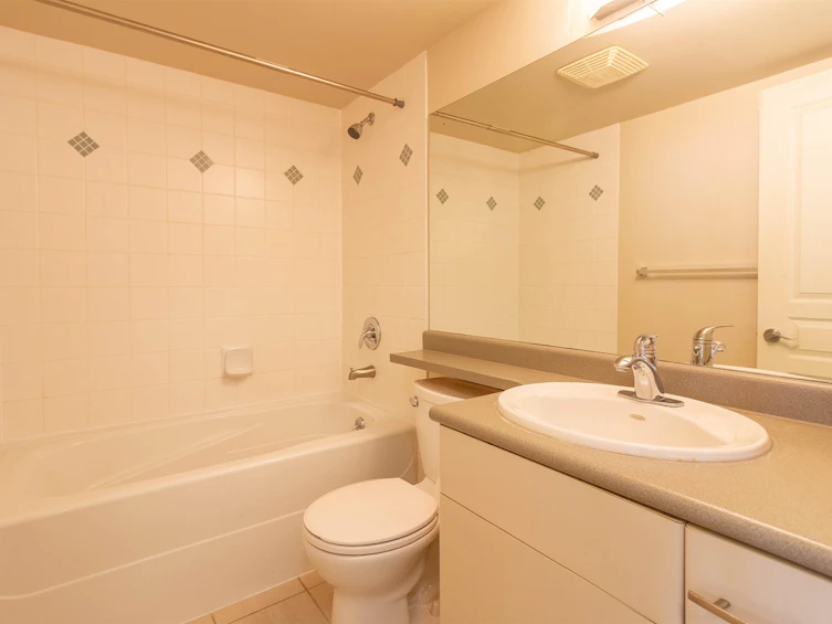 303-9298 University Crescent, Burnaby, BC, V5A 4X8 - 15