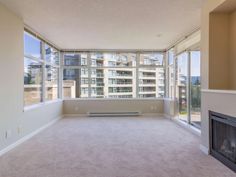 303-9298 University Crescent, Burnaby, BC, V5A 4X8 - 4