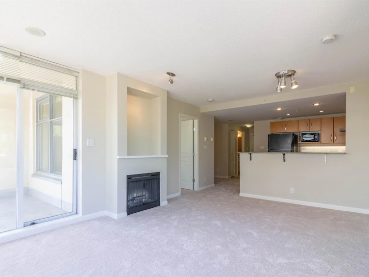 303-9298 University Crescent, Burnaby, BC, V5A 4X8 - 6