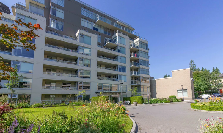 303-9298 University Crescent