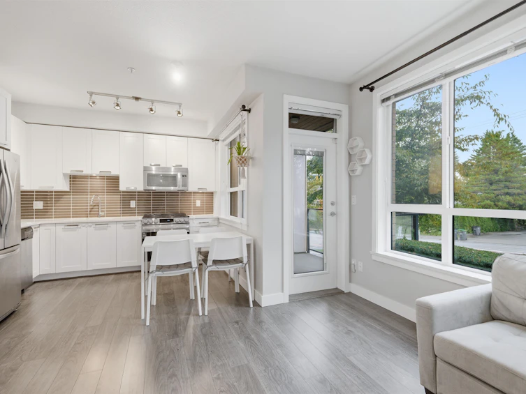 206-15388 105 Avenue, Surrey, BC, V3R 0C4 - 9