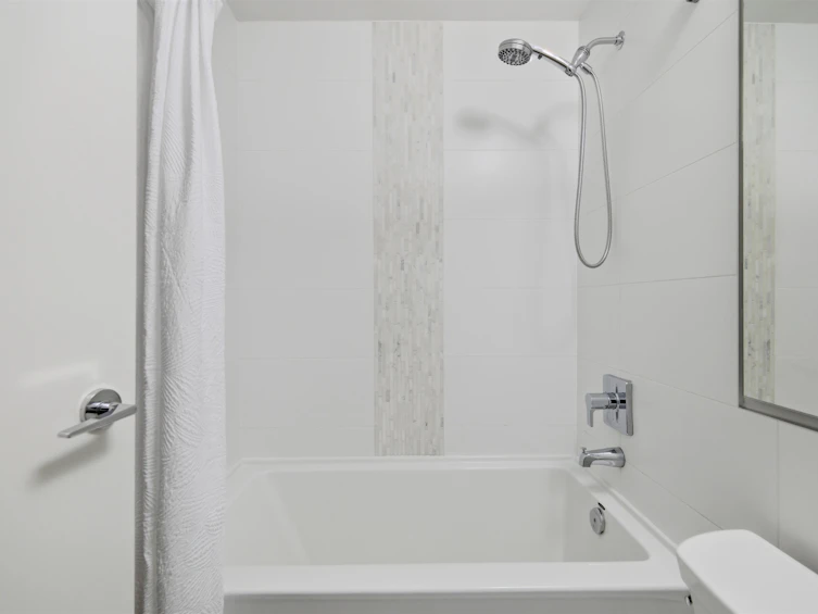 206-15388 105 Avenue, Surrey, BC, V3R 0C4 - 21