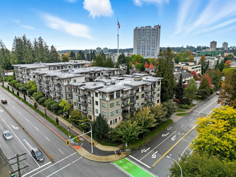 206-15388 105 Avenue, Surrey, BC, V3R 0C4