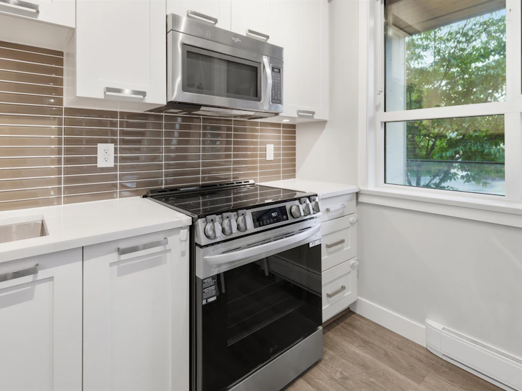 206-15388 105 Avenue, Surrey, BC, V3R 0C4 - 10