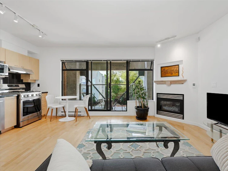 503-2228 Marstrand Avenue, Vancouver, BC, V6K 4T1