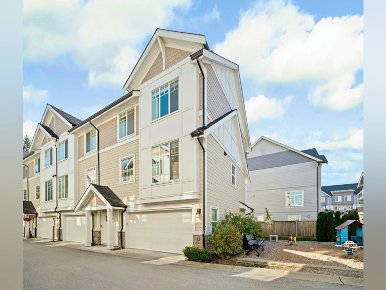 8-7056 192 Street, Surrey, BC, V4N 6S6