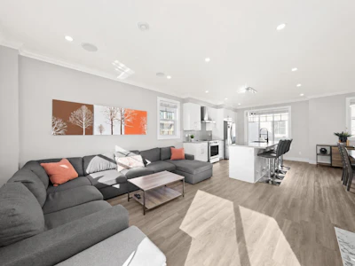 8-7056 192 Street - 4