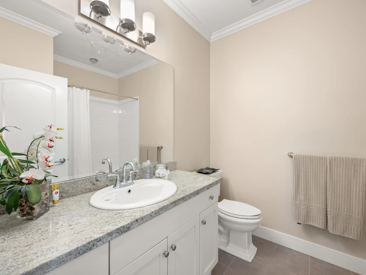 3711 142nd Street, Surrey, BC, V4P 0C2 - 28
